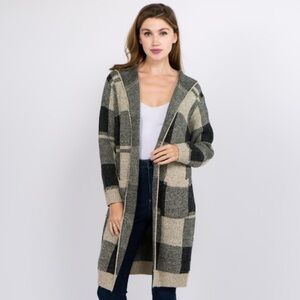 Monteau Plaid Open Front Cardigan Size Large Cozy Beige Black Hooded Sweater